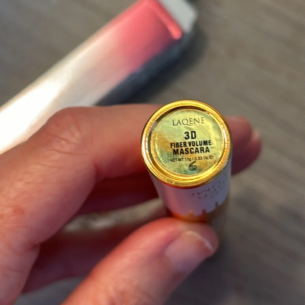 NEW Laqene Nourishing 3D Fiber Volume Mascara